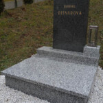 Urnový hrob Impala + Tarn